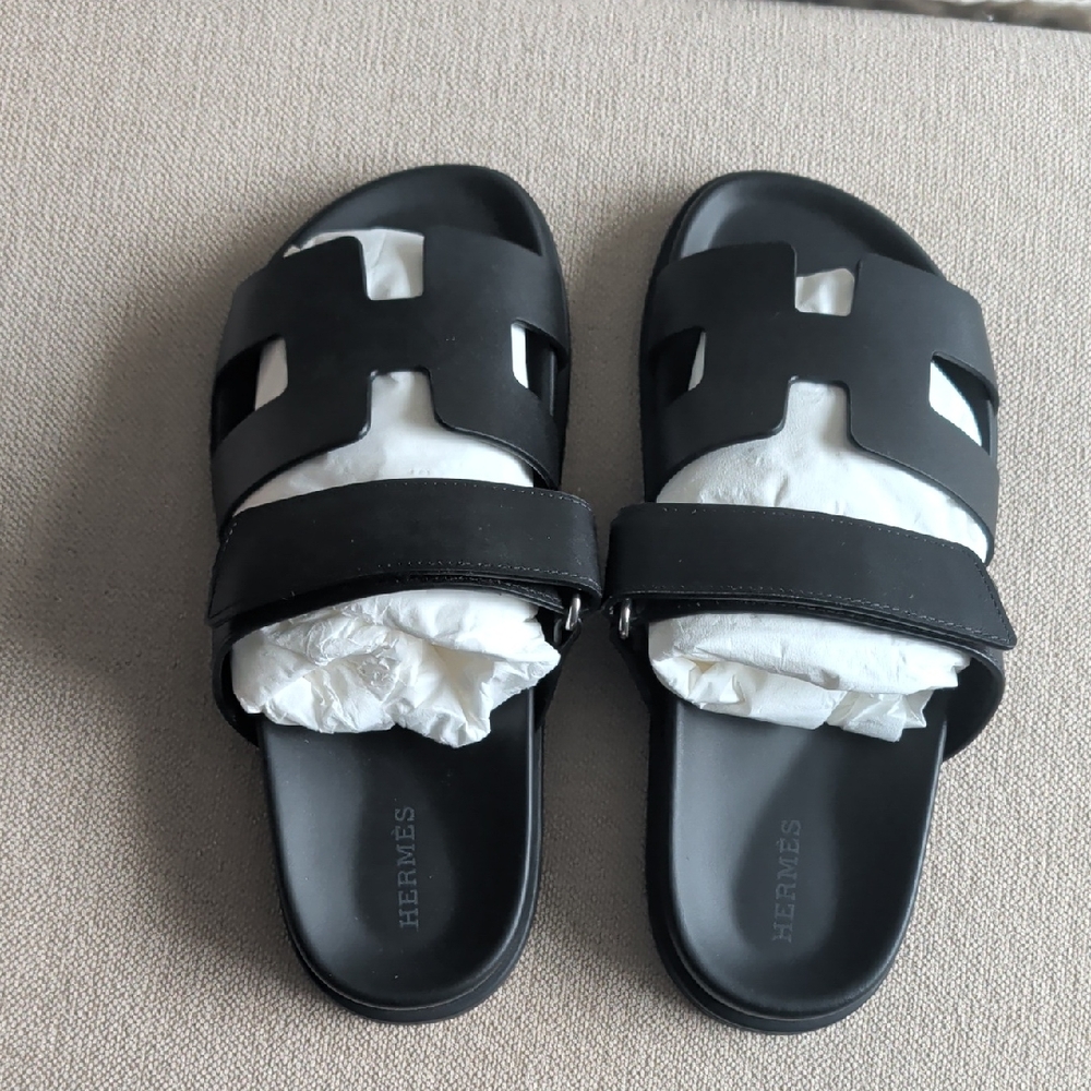 Hermès Black Leather 2024 Chypres Sandals